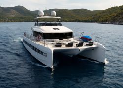 Luxury Catamaran Cruise, Mykonos - Cruise and Israel Grand Tour - 12 Nights / 13 Days covering Atenas - Mykonos - Jerusalem
