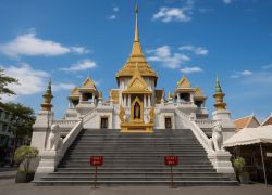 Wat Traimit, Bangkok - Places to visit in Bangkok, Thailand