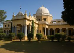 Kawardha Palace, Kanha - Places to visit in Kanha
