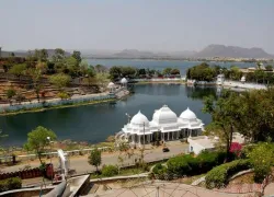 Fateh Sagar Lake