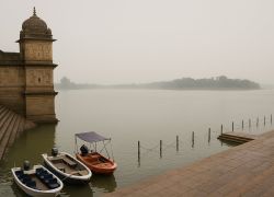 Sethani Ghat in Narmadapuram