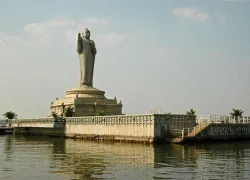 Hussain Sagar Lake