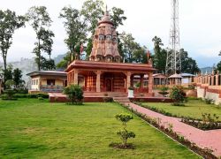 Yagyaswor Mahadev Shivalaya Mandir in Sarpang