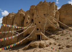 The Choser Cave in Charang