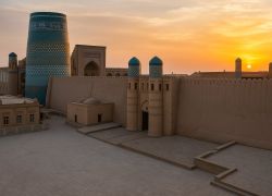 Kunya-Ark Citadel