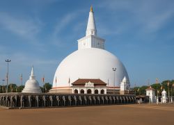 Mirisaveti Stupa in Anuradhapura