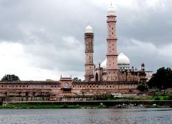 Taj-ul-Masjid