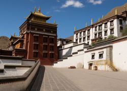 Tashilhunpo Monastery in Tibet