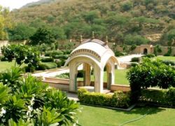 Sisodia Rani Ka Bagh