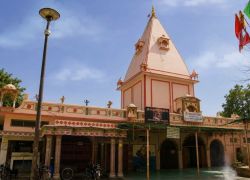 Alopi Devi Mandir in Prayagraj