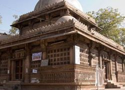 Rani Rupmati^s Mosque