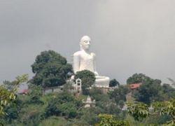 Bahiravokanda Vihara Buddha Statue