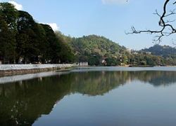 Kandy Lake