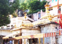 Jwalamukhi Temple in Dharamshala