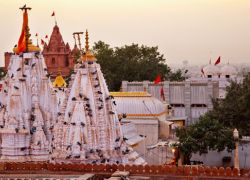 Bhandeshwar Jain Temples