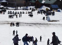 Snow Skiing in Auli in Auli