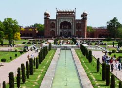 Taj Mahal Garden