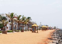 Promenade Beach in Pondicherry