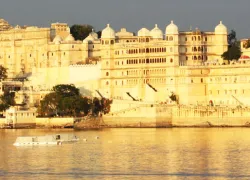 Fateh Prakash Palace