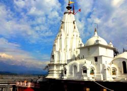 Brajeshwari Devi Temple in Kangra