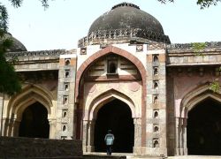 Moth Ki Masjid in Delhi