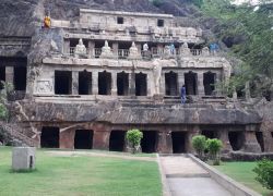 Undavalli Caves in Vijayawada