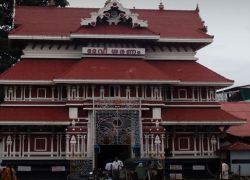 Paramekavu Bhagavathy Temple in Thrissur