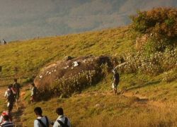 Trekking in Versery Hill in Ravangla
