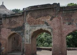 Chauburji Masjid in Delhi