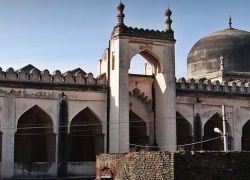Royal Tombs, Gulbarga in Gulbarga