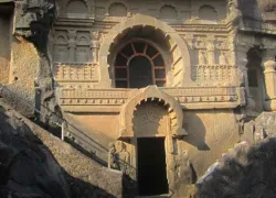 Pandu Lena in Nashik