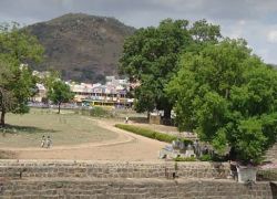 Vellore Fort Park in Vellore