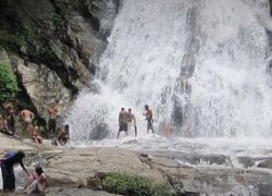 Kovai Kutralam Falls in Coimbatore