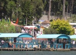 South Lake Road Childrens Park in Ooty