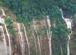 Rongbang Dar Waterfall in Tura