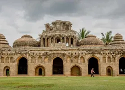 Elephant Stables, Hampi
