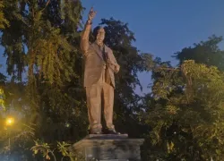 Lenin Statue Vijayawada in Vijayawada