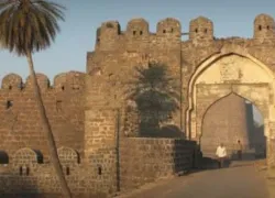 Kittur Fort and Palace in Belgaum