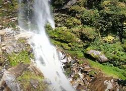 Changey Waterfall in Pelling