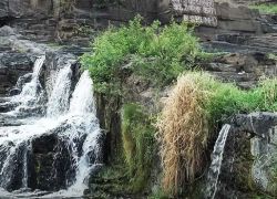 Bhatinda Waterfall in Dhanbad