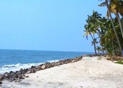 Thumpolly Beach in Alappuzha/Alleppey