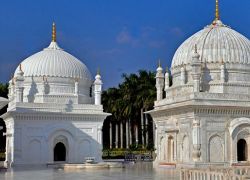 Dargah-e-hakimi in Burhanpur