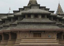 Bhakti Dham Temple in Amarvati