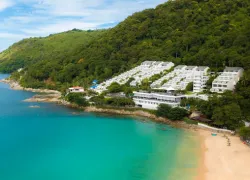 Nai Harn Beach in Phuket