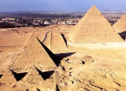 Pyramids of Giza