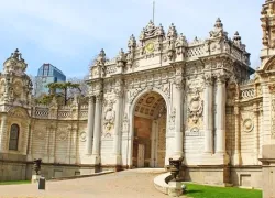 Dolmabahce Palace