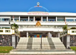 Maha Vihara Duta Maitreya Temple in Batam