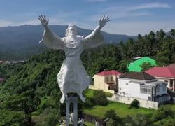 Giant Statue Of Jesus in Manado