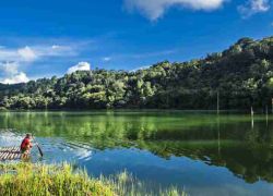 Lake Linow in Manado