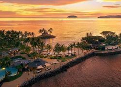 Tanjung Aru Beach in Kota Kinabalu